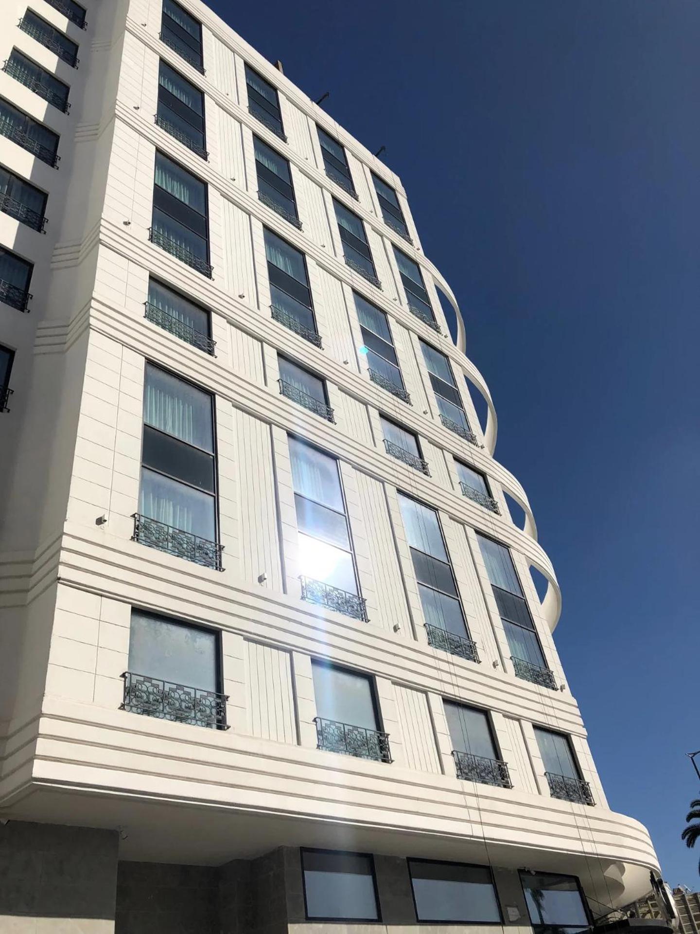 Haut Standing 2-Bedroom Apartment In Gauthier Casablanca Bagian luar foto