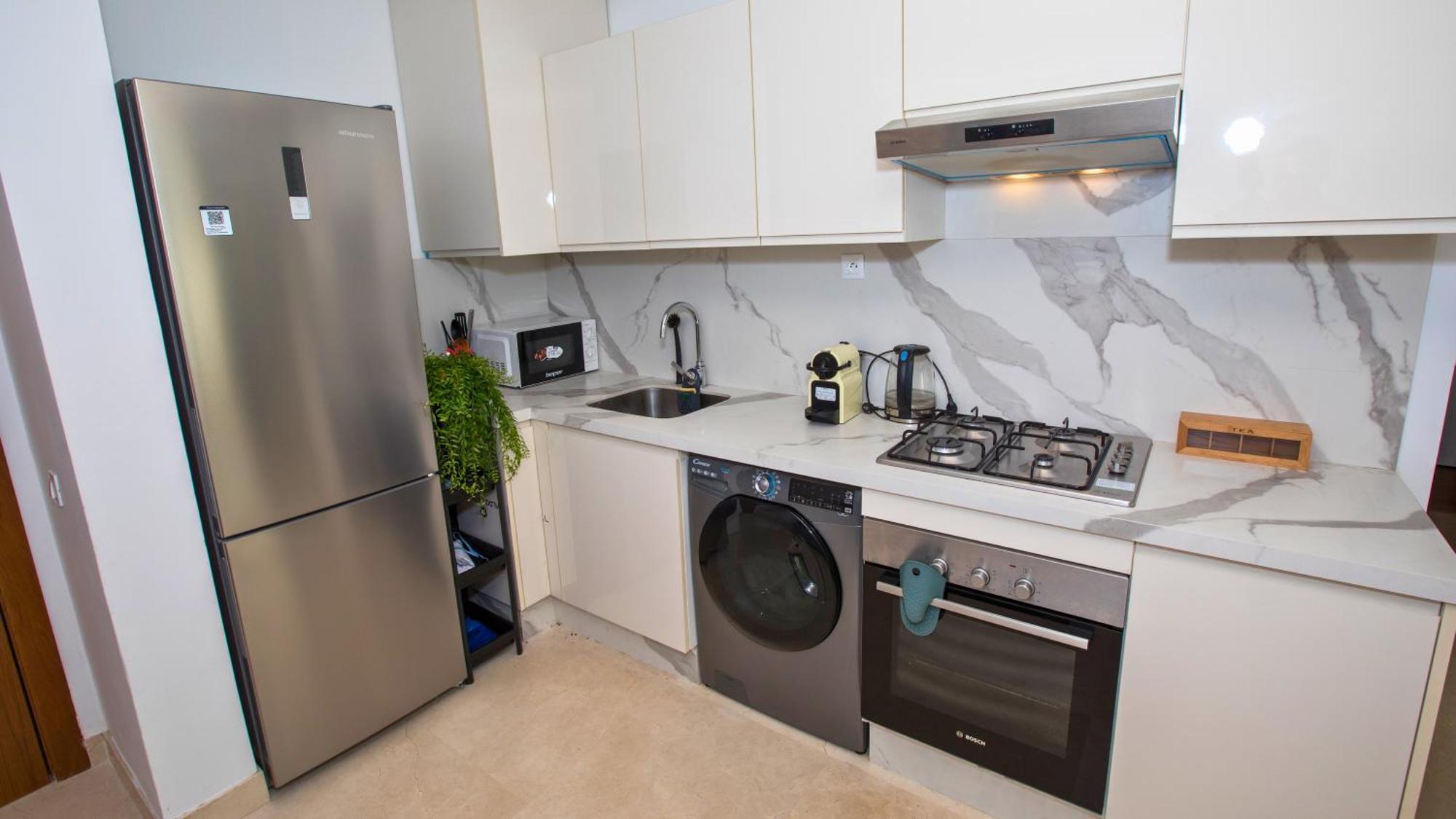 Haut Standing 2-Bedroom Apartment In Gauthier Casablanca Bagian luar foto